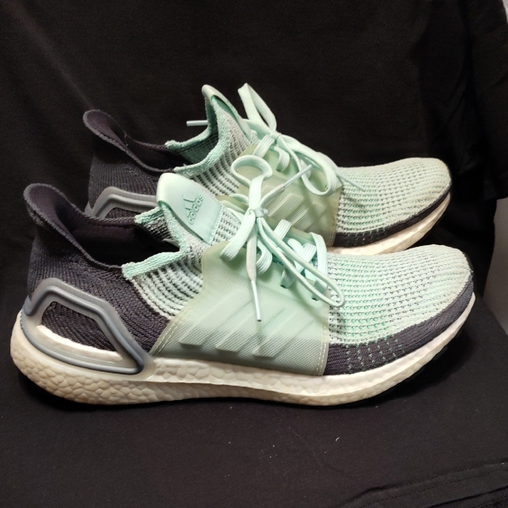 Adidas Women's Mint and Gray Sneakers